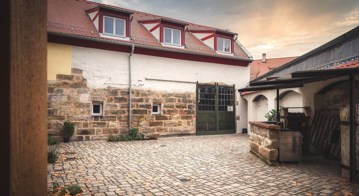 Hof der Rostscheune Bamberg, einem Projekt der STADTBAU GMBH BAMBERG